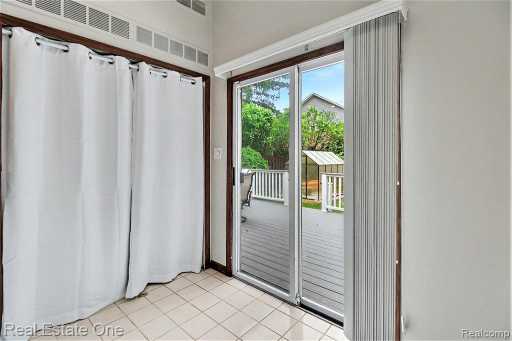 418 Austin Avenue, Royal Oak, MI 48067 — Photo 30