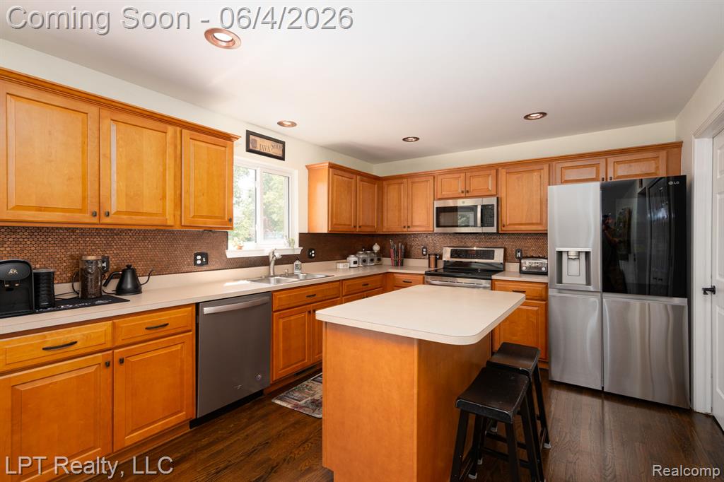 1366 Hidden Wood Court, Grand Blanc, MI 48439 — Photo 19