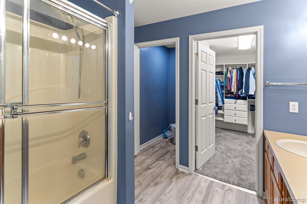 48464 GREENWICH Lane, Canton, MI 48188 — Photo 18
