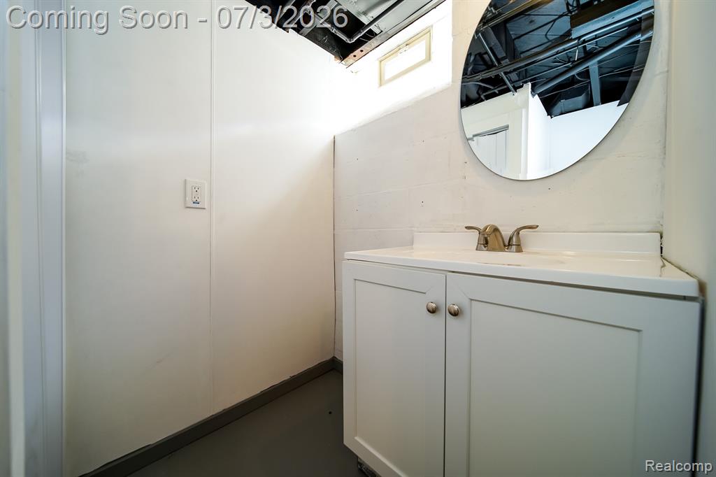 8076 Winona Avenue, Allen Park, MI 48101 — Photo 78