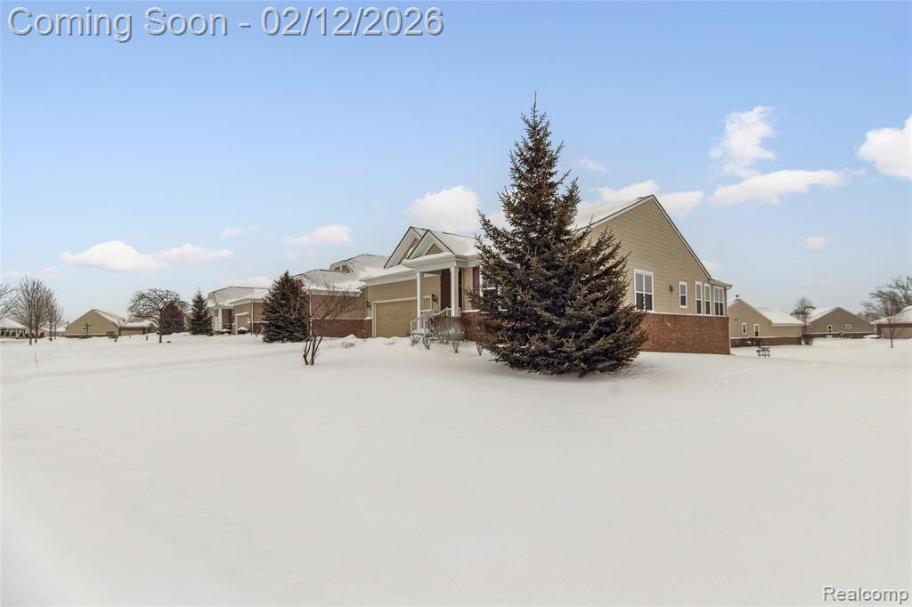 9431 Pine Valley Drive, Grand Blanc, MI, 48439