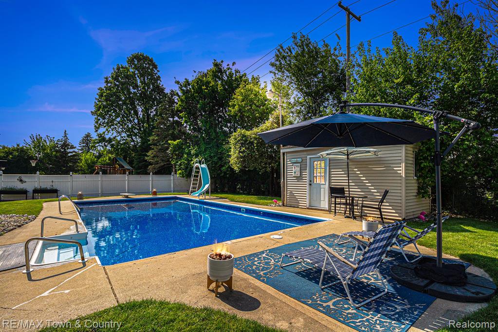 813 Birchwood Drive, Flushing, MI 48433 — Photo 67