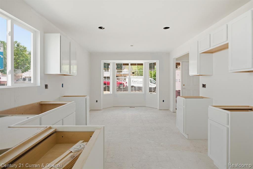 755 Nelsons Ridge Drive, 1, Howell, MI 48843 — Photo 14