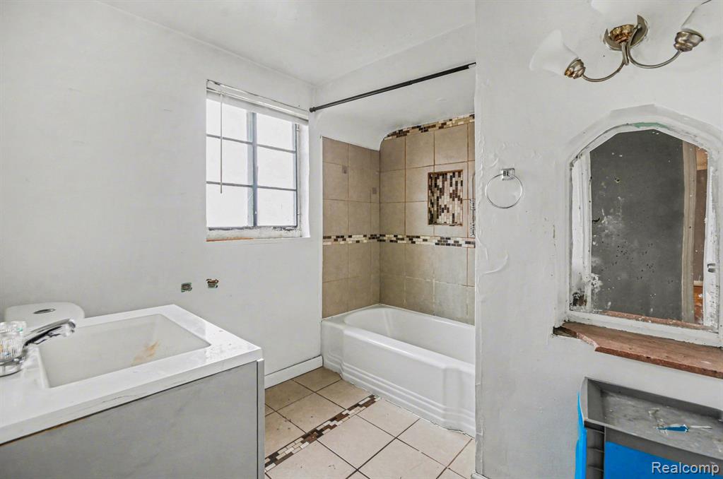 9119 Littlefield Street, Detroit, MI 48228 — Photo 10