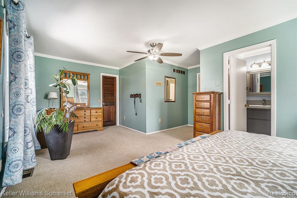 5594 FAWN, Troy, MI 48098 — Photo 15