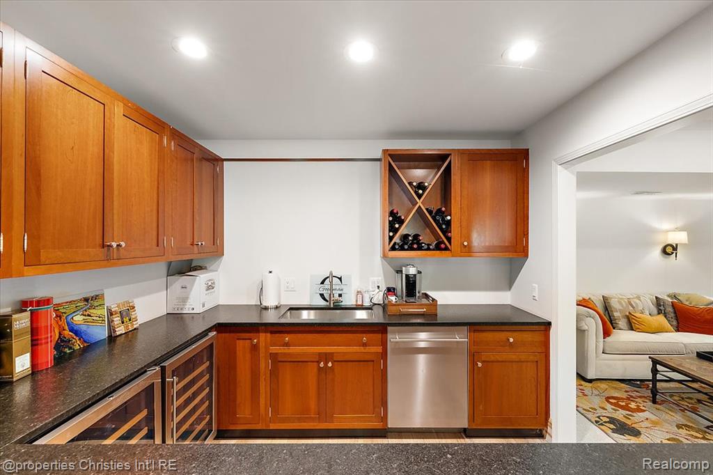 40 Scenic Oaks Drive N, Bloomfield Hills, MI 48304 — Photo 59