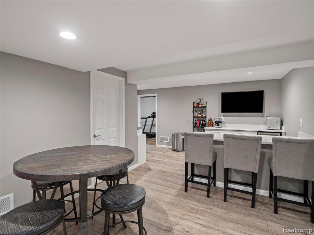 45877 ANDREW Drive, Macomb, MI 48044 — Photo 34