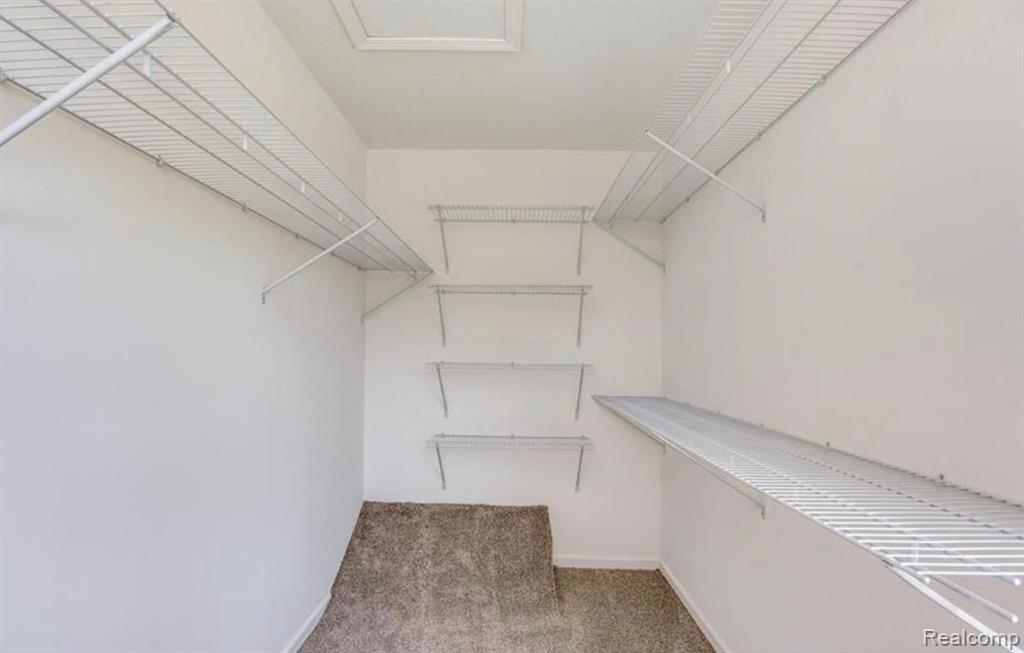 5943 PICALL Drive, Troy, MI 48098 — Photo 13