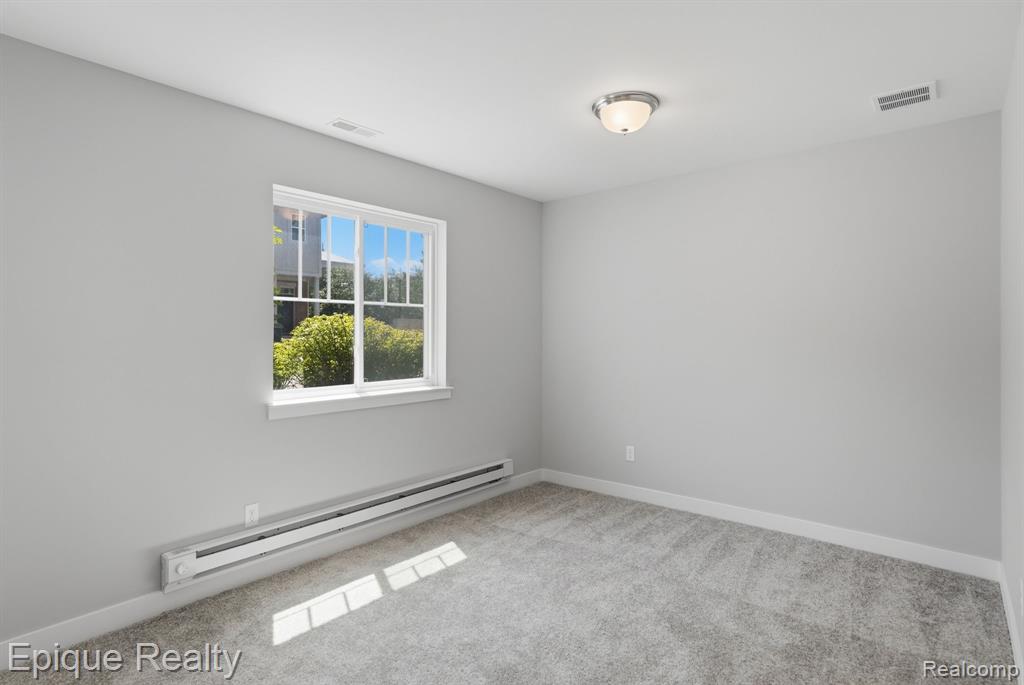 25549 Grandview Lane, 31, Novi, MI — Photo 9