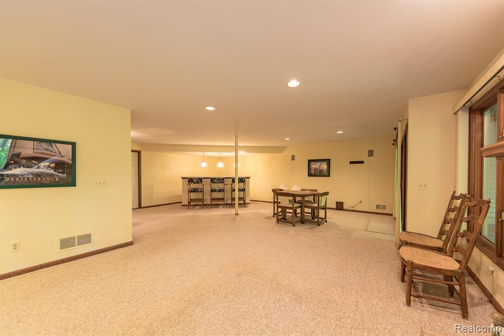 4467 GOLF VIEW Drive, Brighton, MI 48116 — Photo 35