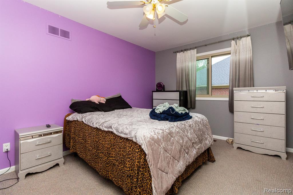 5451 ROBERT Street, Shelby, MI 48316 — Photo 25