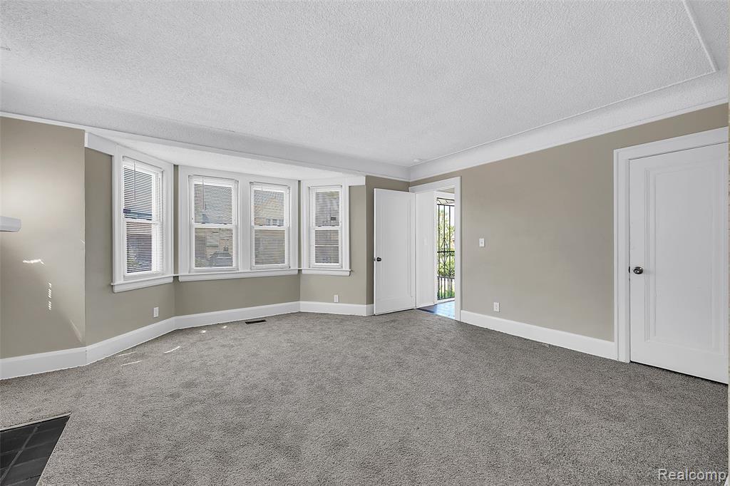 13600 Santa Rosa Drive, Detroit, MI 48238 — Photo 11
