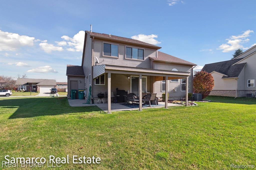 7998 RAYNA, Belleville, MI 48111 — Photo 43