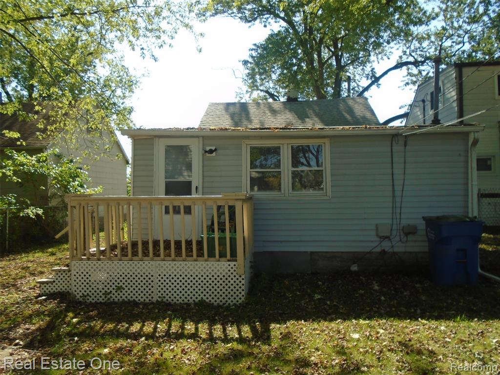 8087 Continental Avenue, Warren, MI 48089 — Photo 15