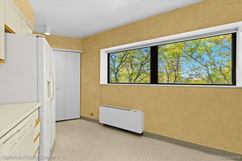 5000 Town Center, 408, Southfield, MI 48075 — Photo 11