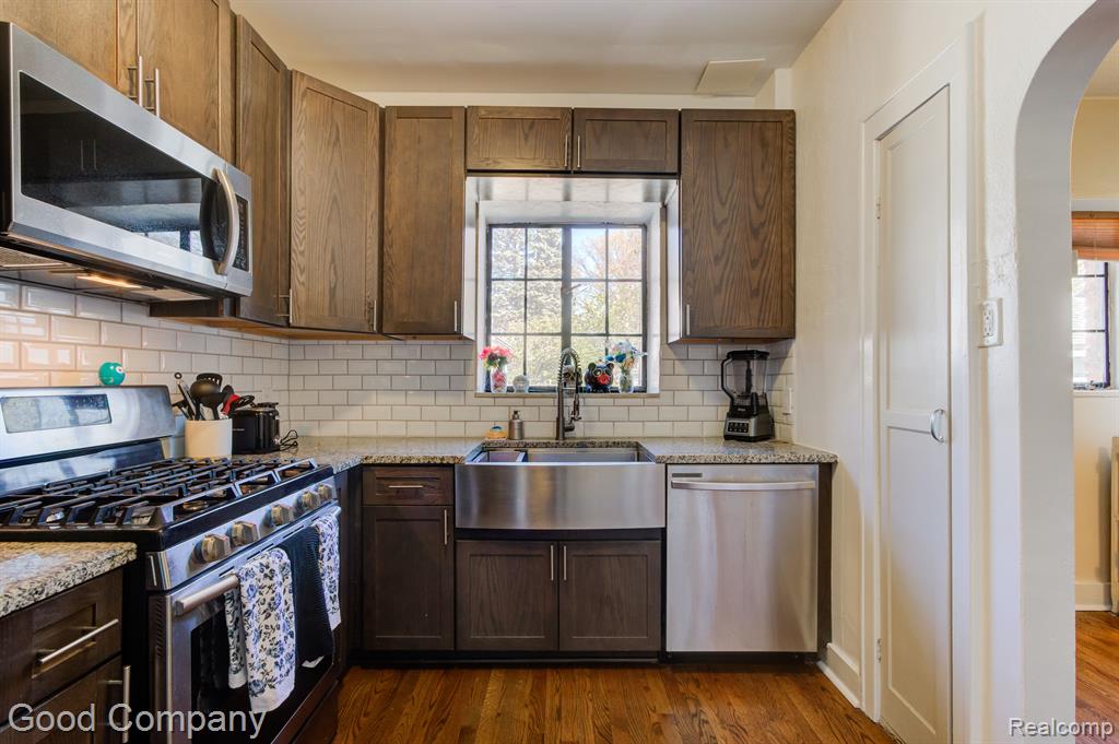 637 S CONNECTICUT Unit 4, Royal Oak, MI 48067 — Photo 10