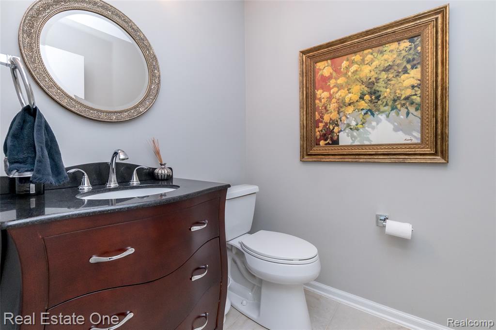4575 Fairway Court, Waterford, MI 48328 — Photo 19
