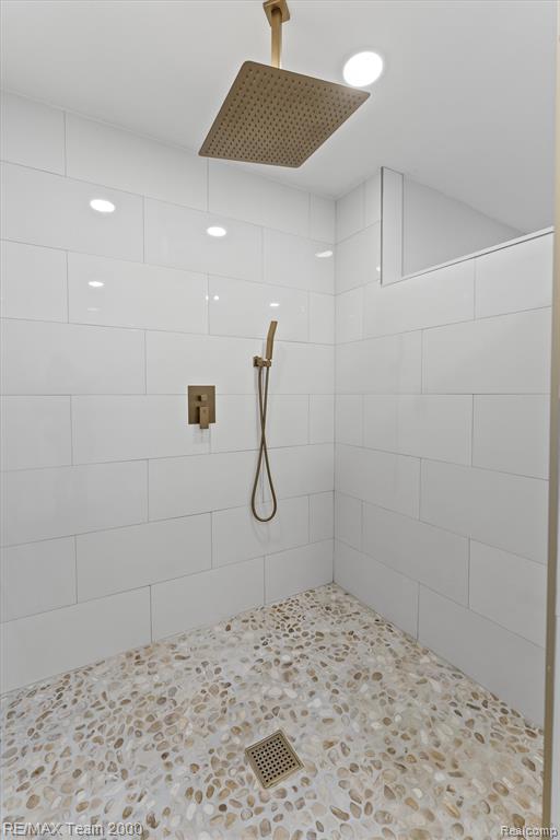 22624 Rio Vista Street, Saint Clair Shores, MI 48081 — Photo 38