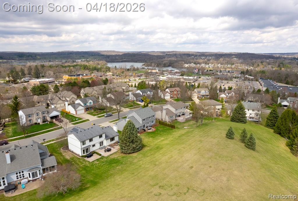 523 Dorchester Way, Milford, MI 48381 — Photo 43