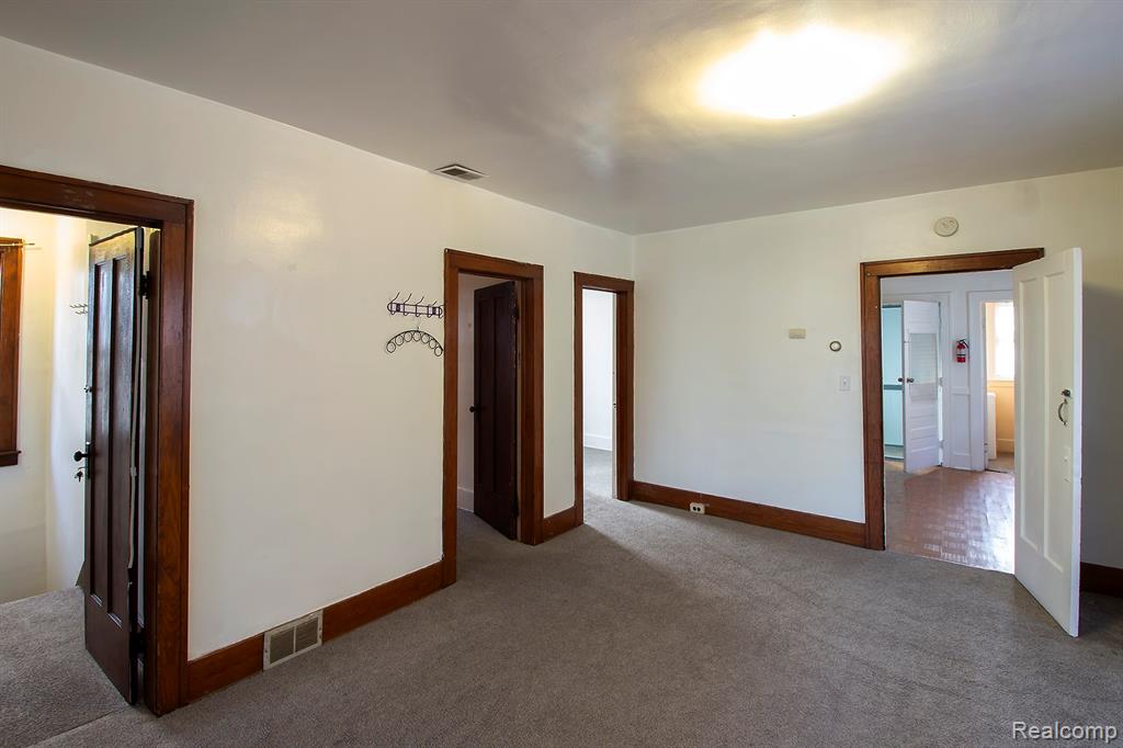 3273 Yemans Street, Hamtramck, MI 48212 — Photo 19