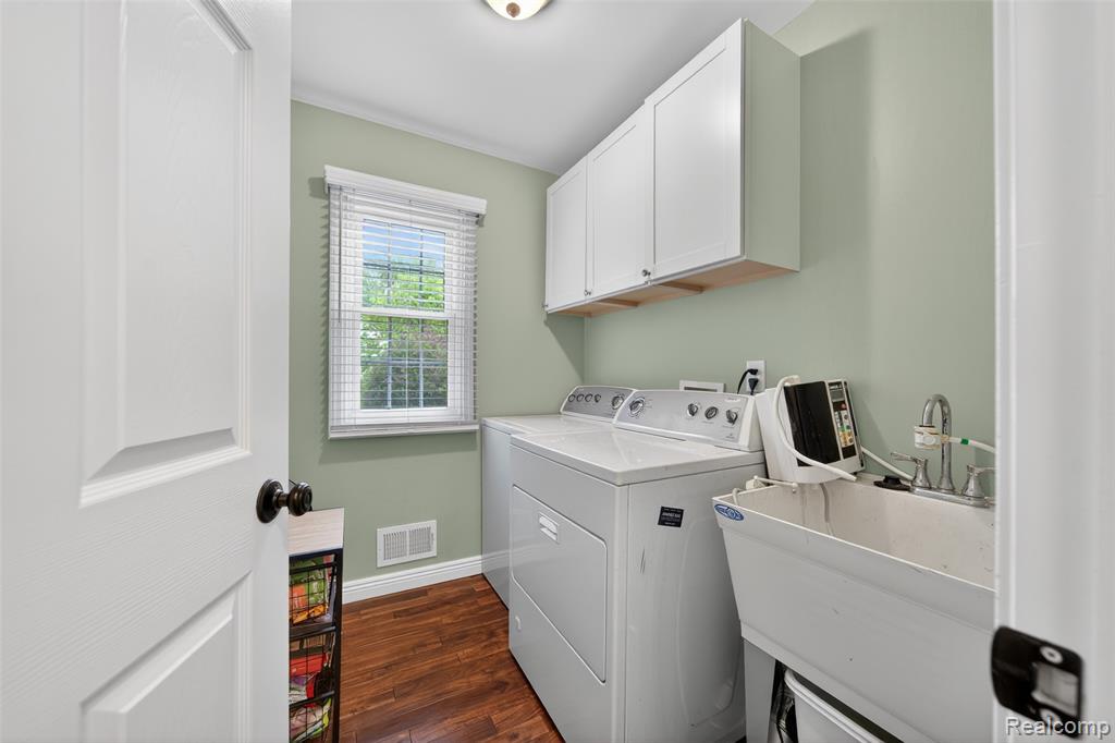 1427 Trailside Boulevard, Wixom, MI 48393 — Photo 11