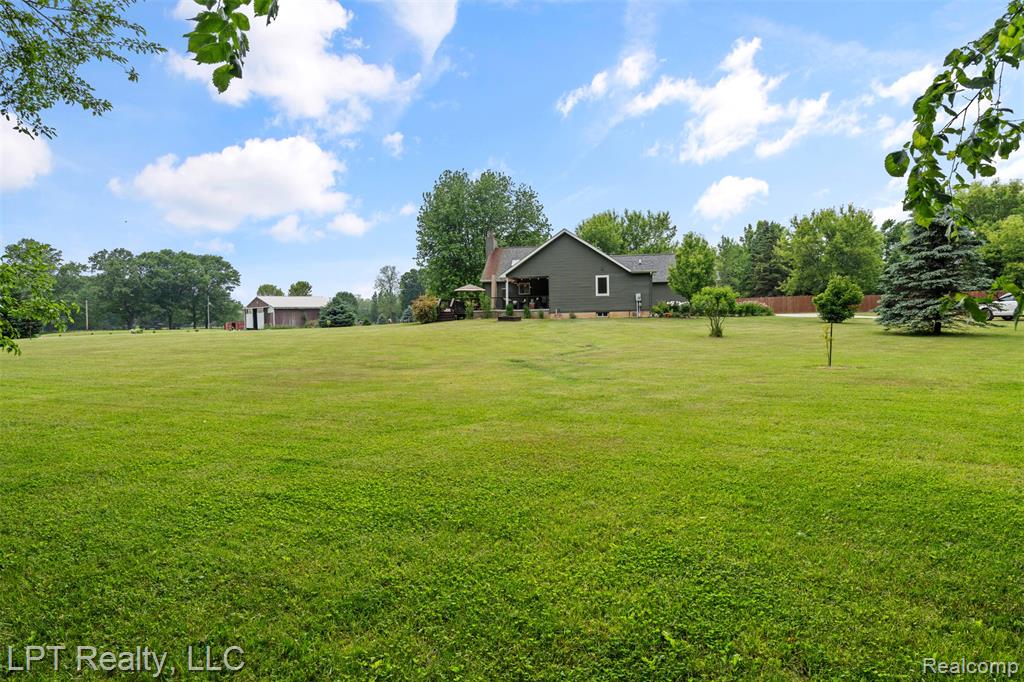 2588 E Jones Road, Howell, MI 48855 — Photo 25