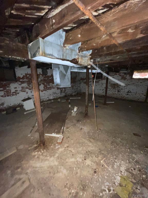 6916 CHARLEVOIX Street, Detroit, MI 48207 — Photo 37
