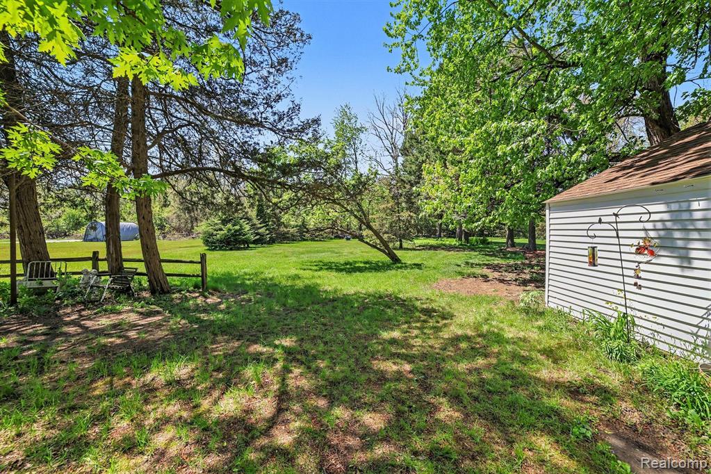 4331 N Michigan Avenue, Saginaw, MI 48604 — Photo 17