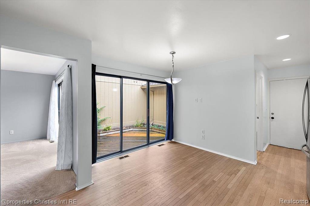 1806 S Hill Boulevard, Bloomfield Hills, MI 48304 — Photo 17