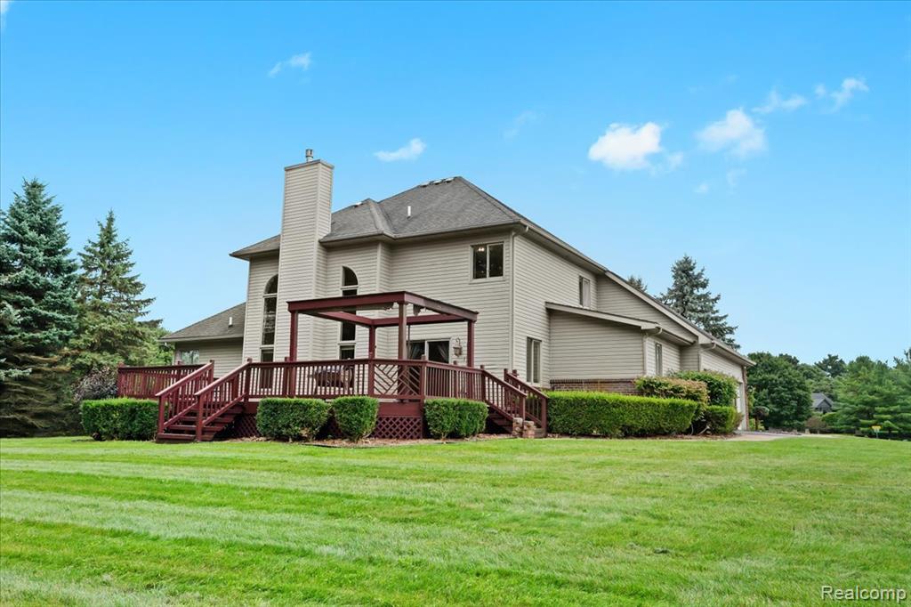 8477 Mist Field Court, Howell, MI 48843 — Photo 29