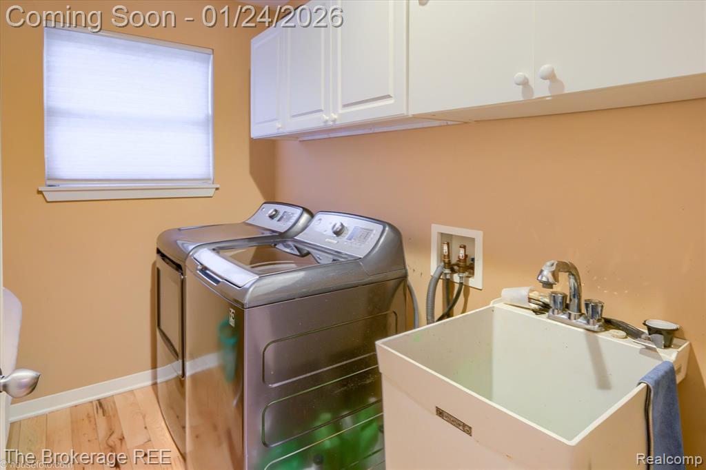 7095 Woods West Drive, Flushing, MI 48433 — Photo 32