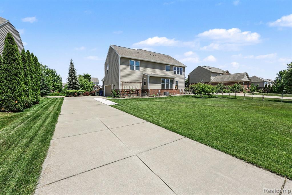 51133 Federal Boulevard, Canton, MI 48188 — Photo 27