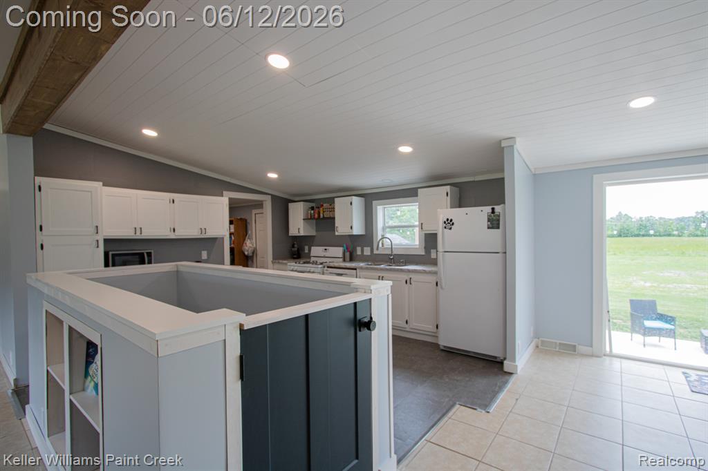 9795 Lambs Road, Wales, MI — Photo 12