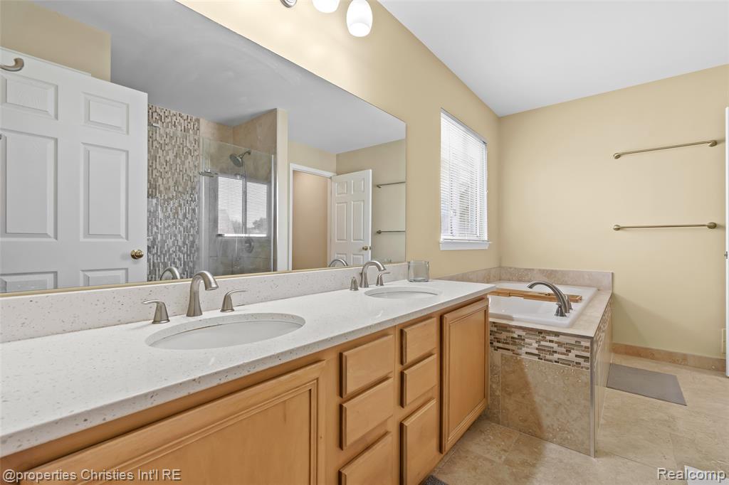 47242 Marina Drive, Belleville, MI 48111 — Photo 22