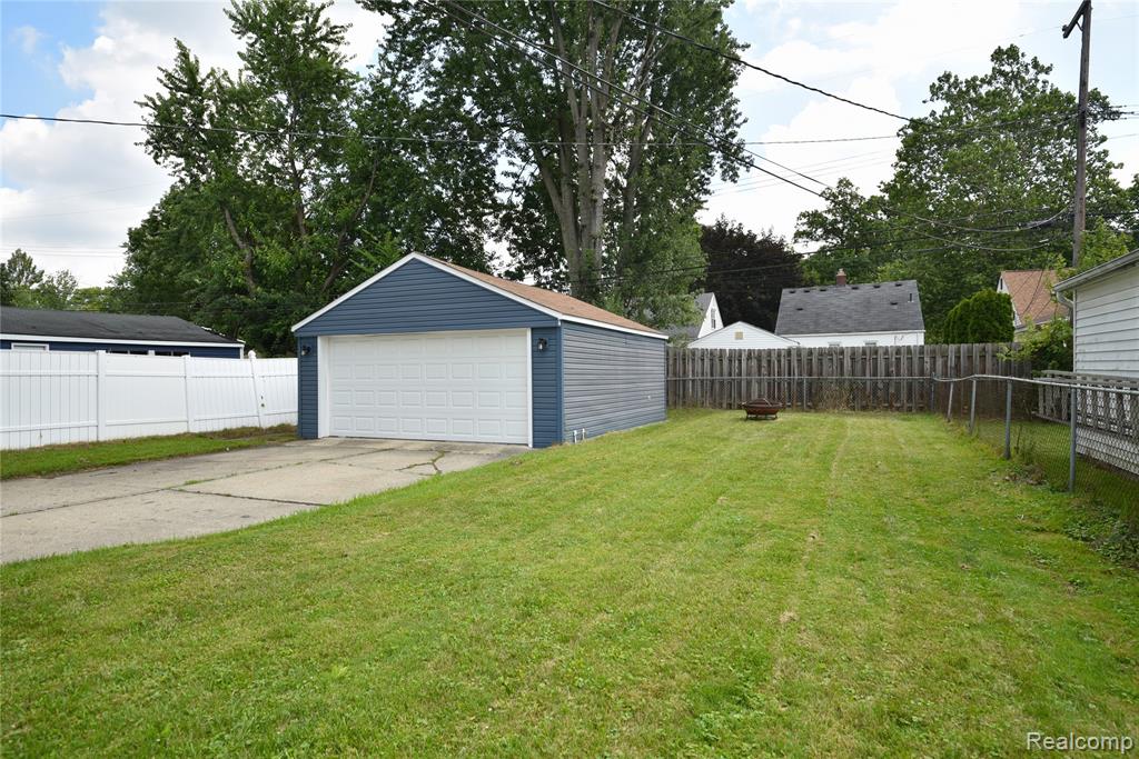 4176 Prairie Avenue, Berkley, MI 48072 — Photo 25