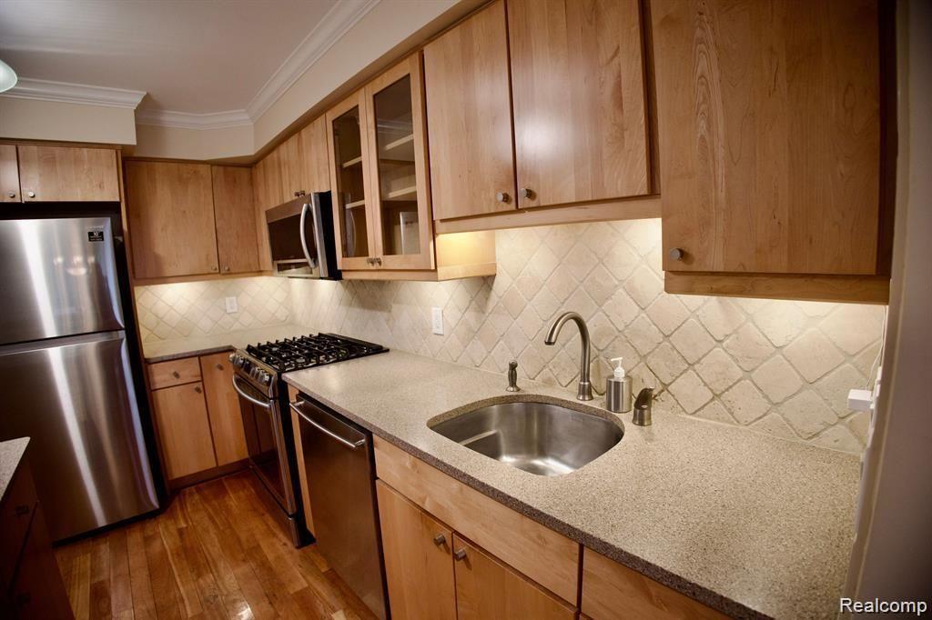 5234 BREEZE HILL, Troy, MI 48098 — Photo 8