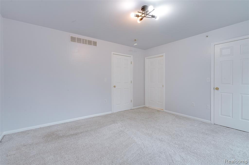 609 Cherry Orchard Road, Canton, MI 48188 — Photo 21