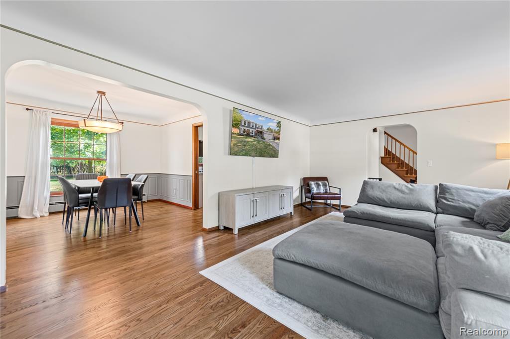 8173 Wood Drive, Grosse Ile, MI 48138 — Photo 11