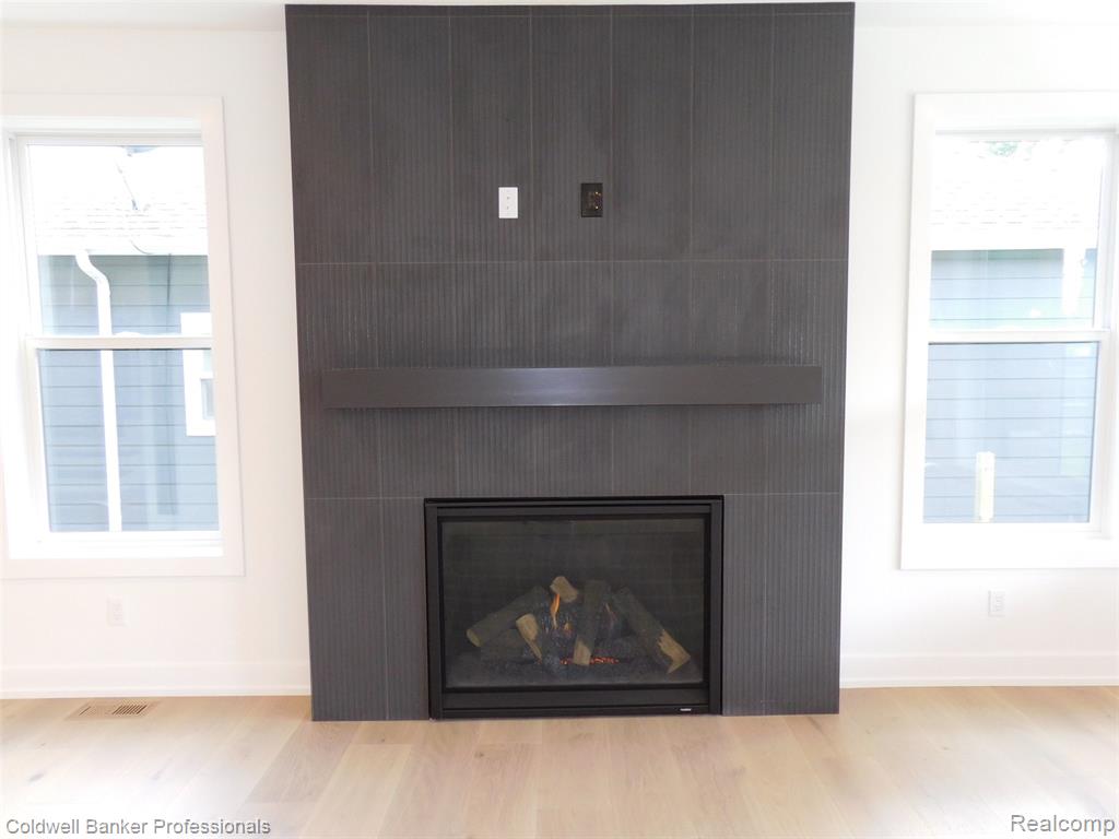 4247 Hampton Boulevard, Royal Oak, MI 48073 — Photo 13