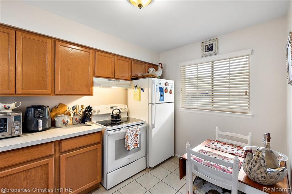 23416 Middlebelt Road, Farmington Hills, MI 48336 — Photo 9