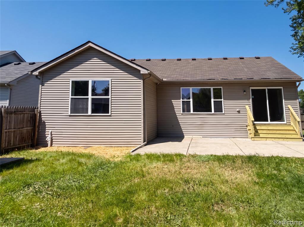 42724 N Walnut Street, Clinton Twp, MI 48036 — Photo 5