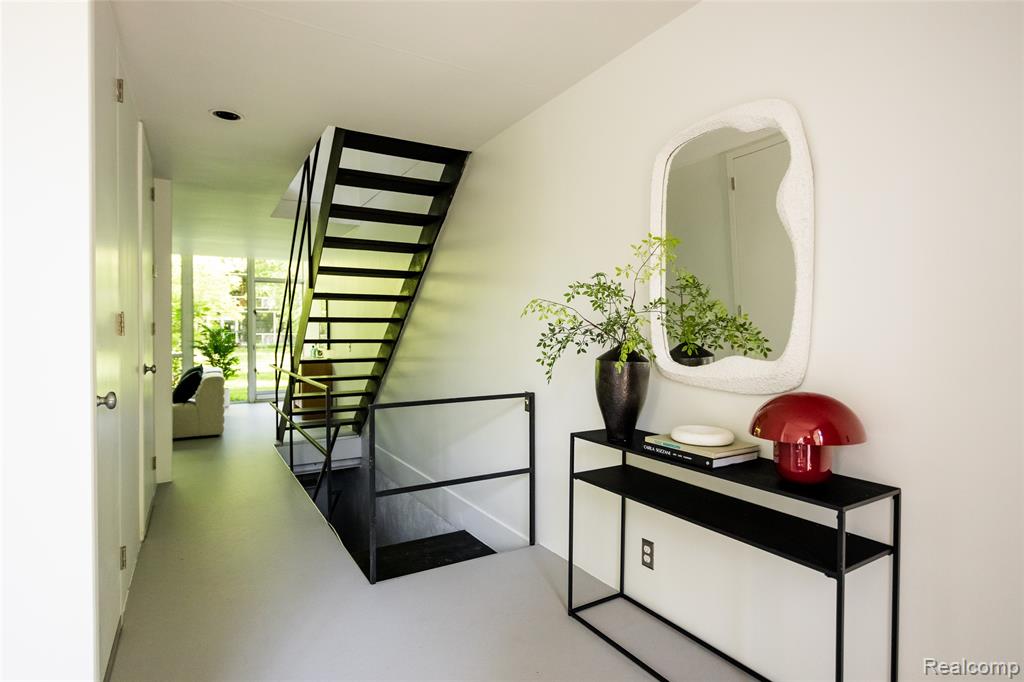 1345 Joliet Place - Photo 4