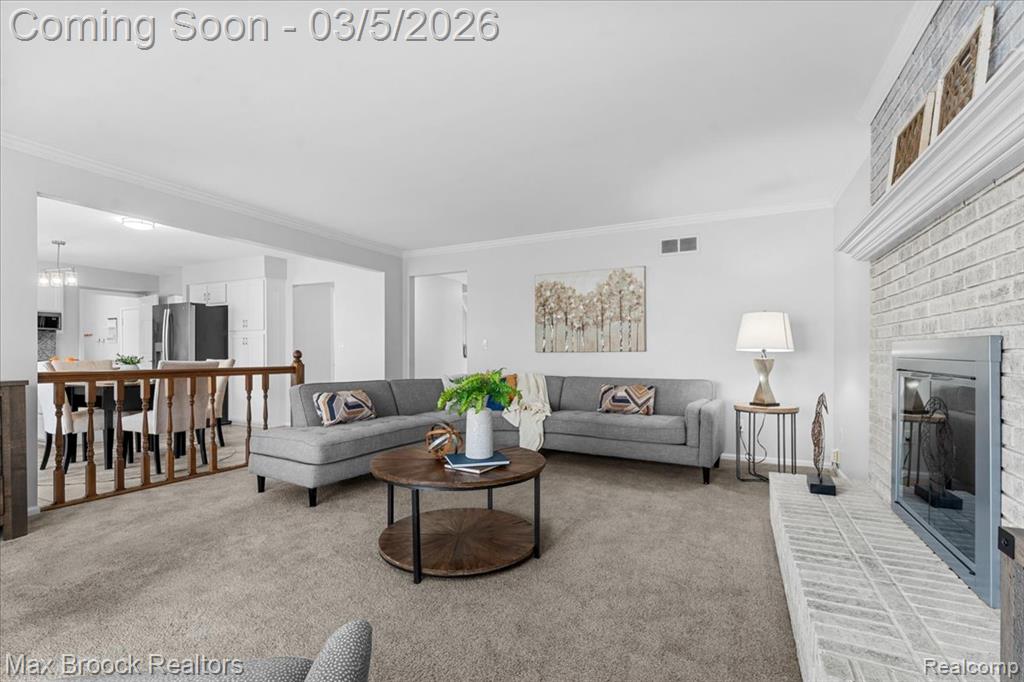 20237 Southampton Drive, Livonia, MI, 48152