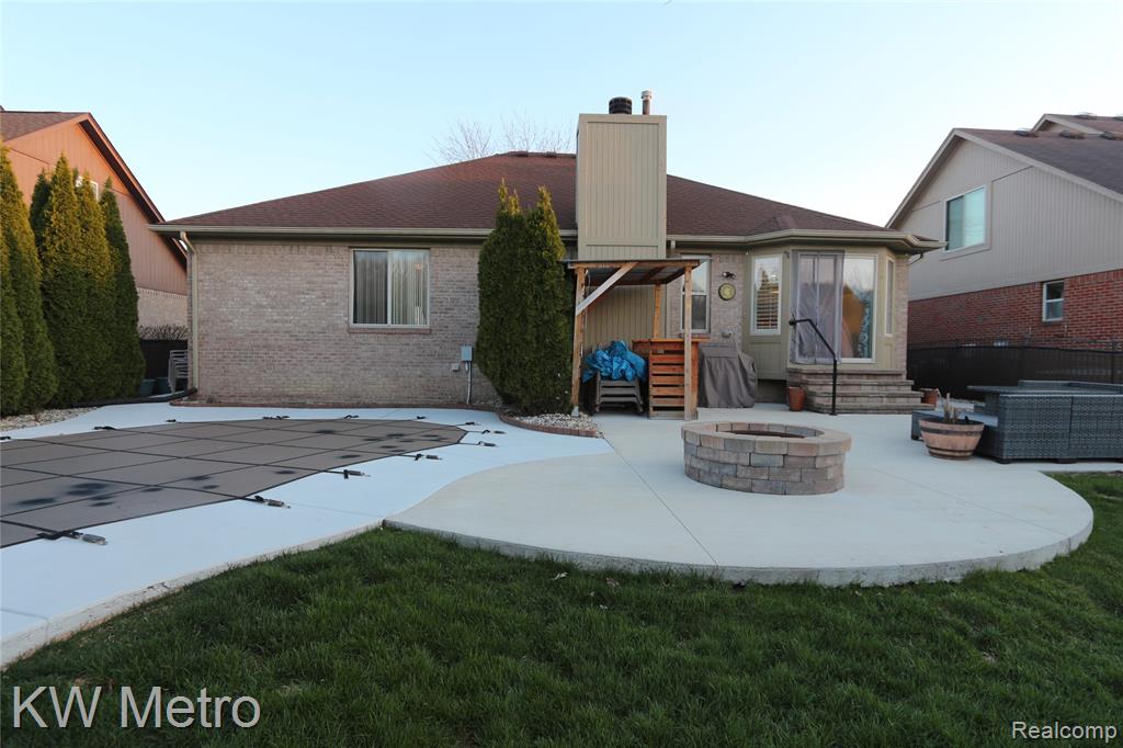 27091 Graham Drive, New Baltimore, MI 48047 — Photo 25