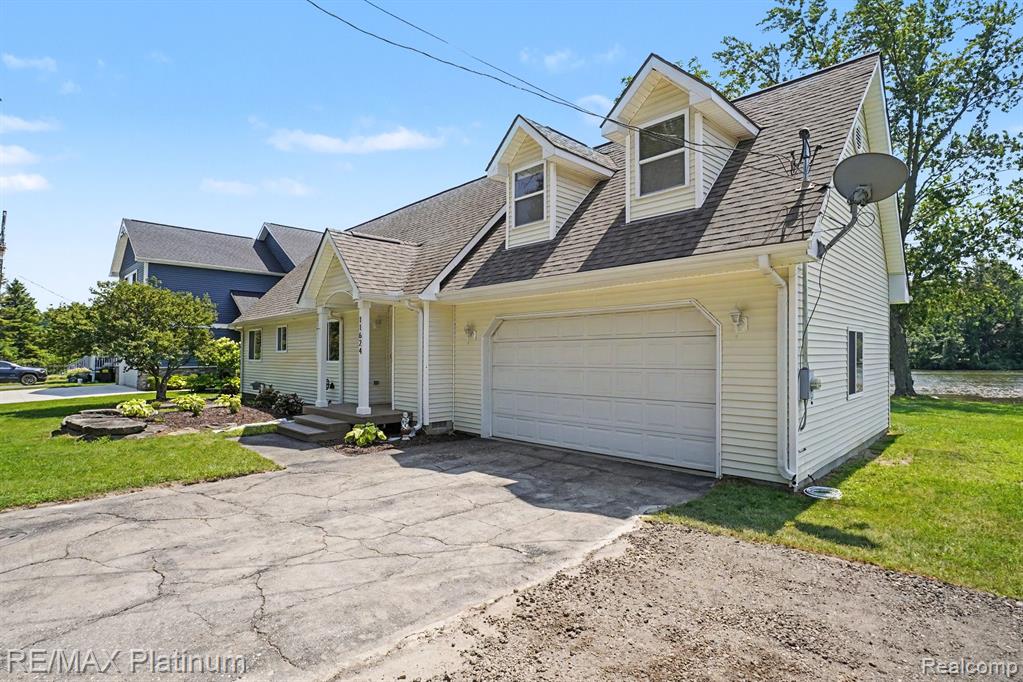 11624 ISLAND COURT, Hartland, MI 48353 — Photo 27