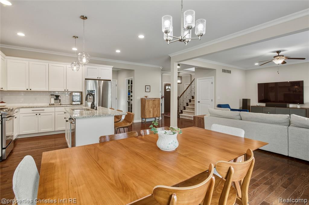 9024 Elmhurst Avenue, Plymouth, MI 48170 — Photo 18