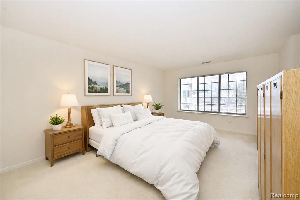 6011 Pebble Lane Court, West Bloomfield, MI — Photo 15