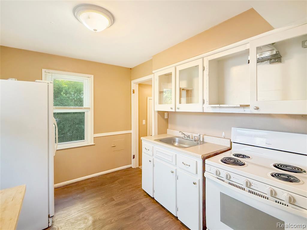 4993 Gateshead Street, Grosse Pointe, MI 48236 — Photo 5