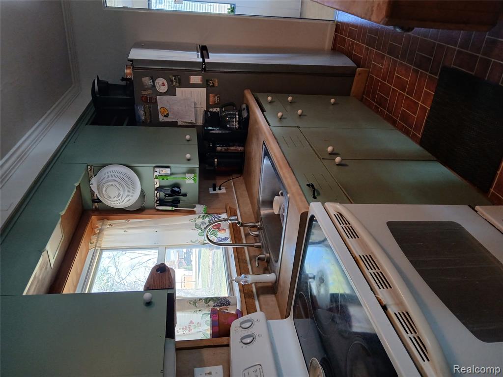 4581 Leach Street, Cass City, MI 48726 — Photo 11