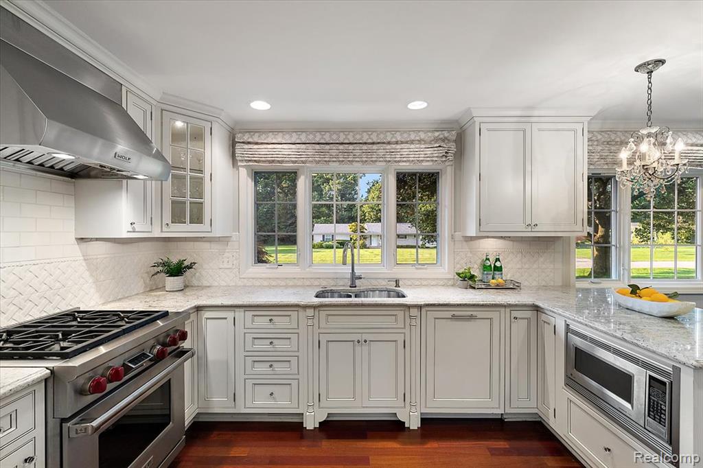 960 N Reading Road, Bloomfield Hills, MI 48304 — Photo 8